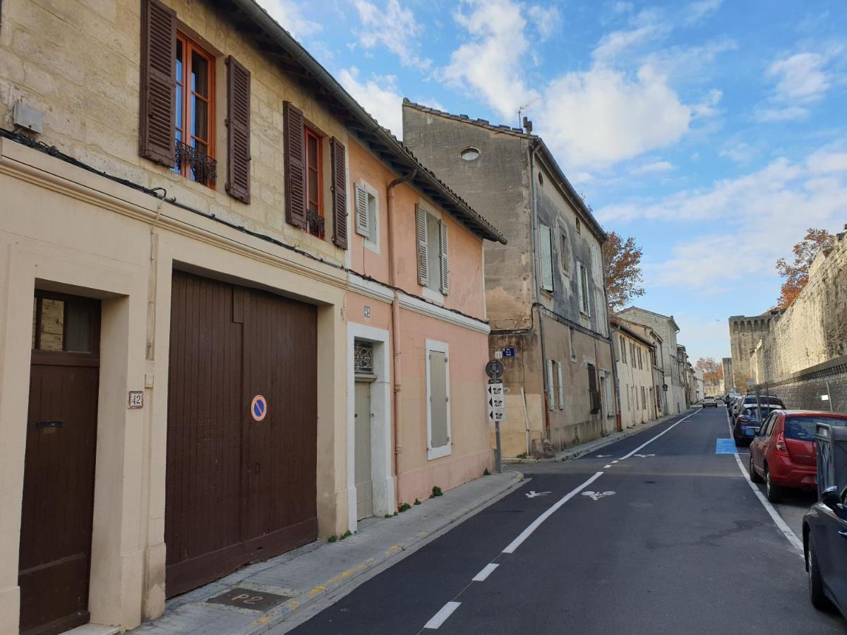 דירות אביניון Le Logis De La Tour מראה חיצוני תמונה